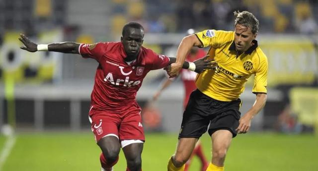 占据着比赛 占据着比赛