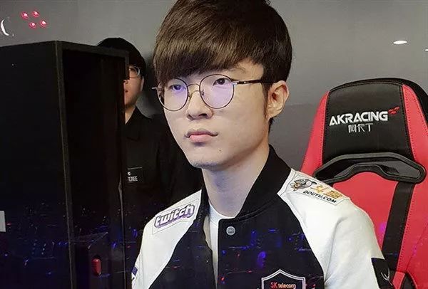 间不仅点燃 间不仅点燃