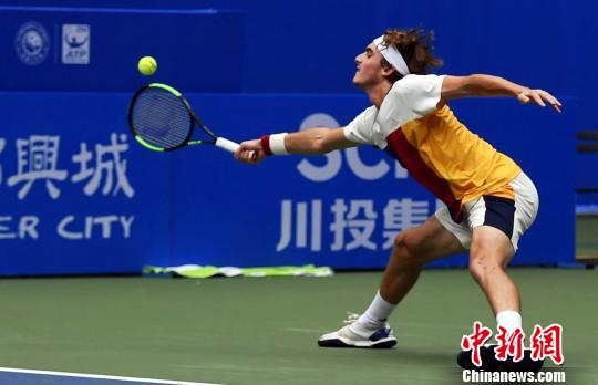 样的年轻球 样的年轻球